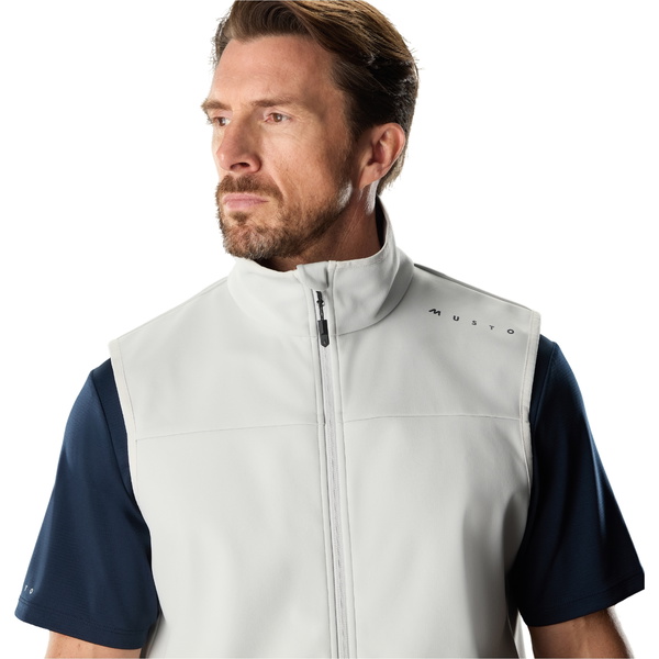 2025 Musto Evo Crew Softshell Vest 84167 - Platinum